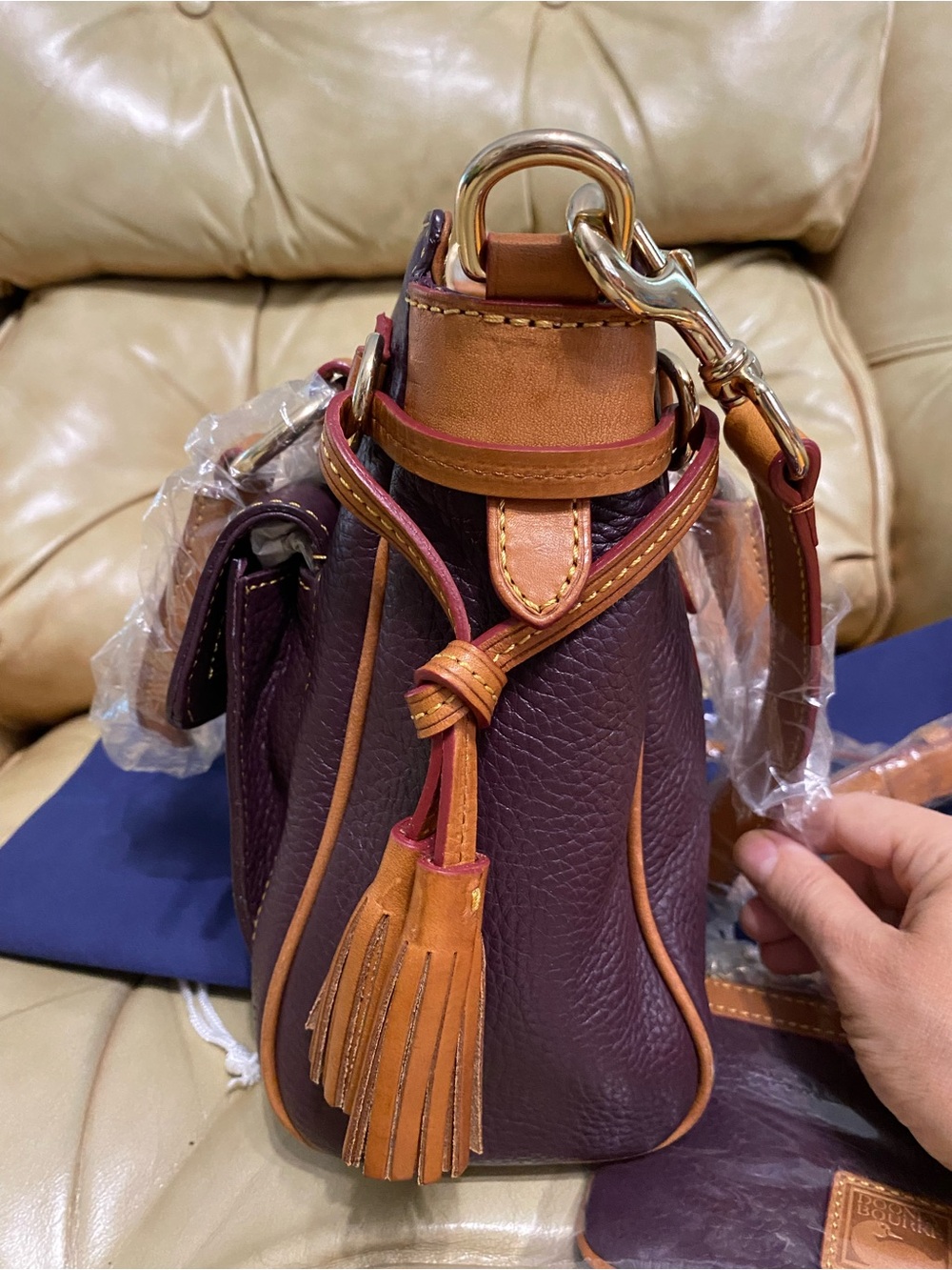 Dooney & Bourke GRAPE Pocket Satchel Pebbled Leather w/Wristlet Wallet - Picture 8 of 15